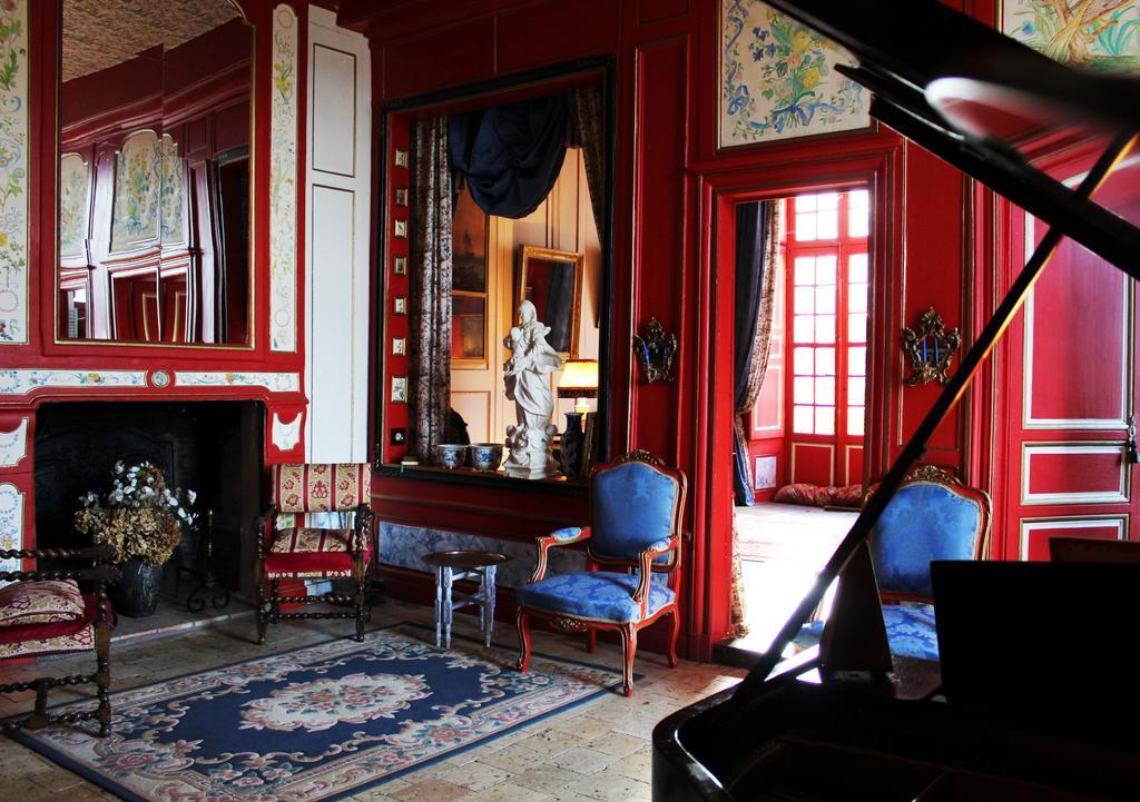 Chateau Du Boschet Bed & Breakfast Bourg-des-Comptes Exterior photo
