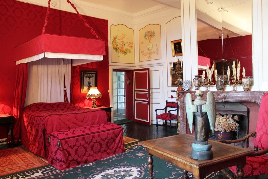 Chateau Du Boschet Bed & Breakfast Bourg-des-Comptes Exterior photo
